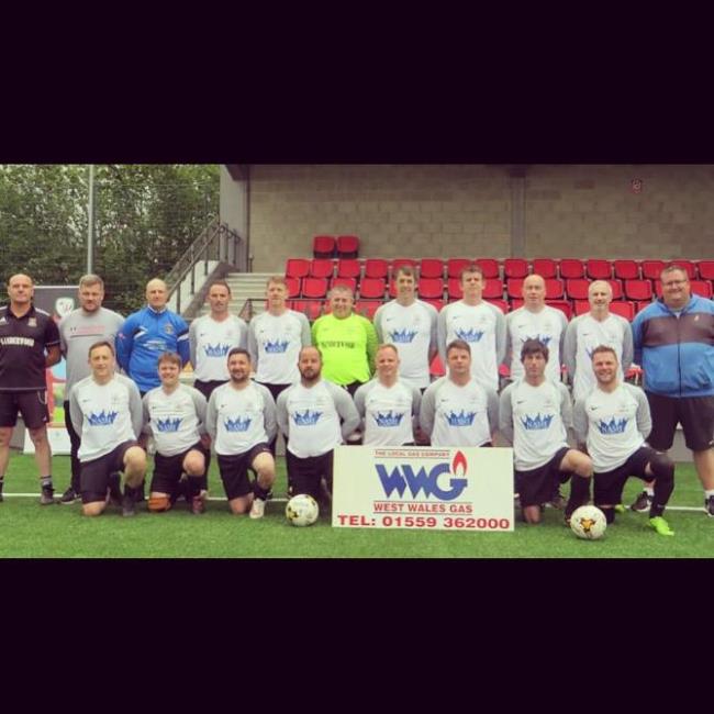 Stuart (front centre) in the Hakin vets team